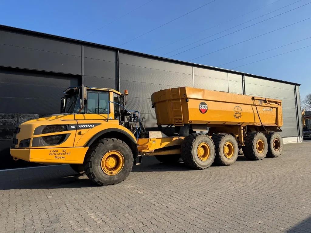Volvo A30G Met Beco Maxxim 600 oplegger TOP CONDITION !, Zakelijke goederen