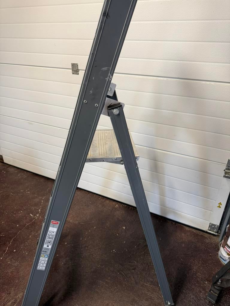 Lader Altrex, Ophalen, Zo goed als nieuw, Ladder, Opvouwbaar of Inschuifbaar