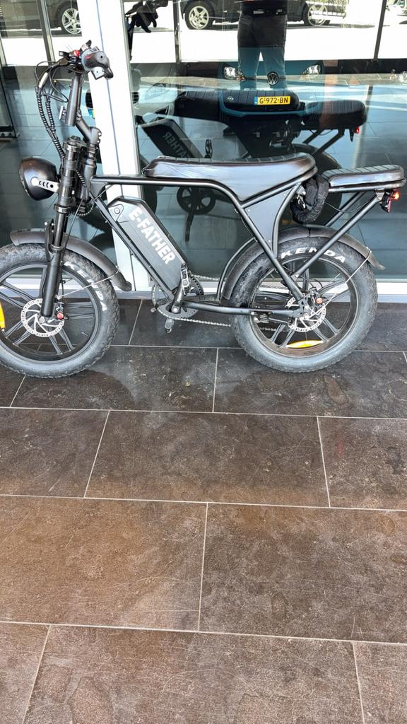 Fatbike v8, Fietsen en Brommers, Brommers | Tomos, Zo goed als nieuw, Overige modellen, Ophalen