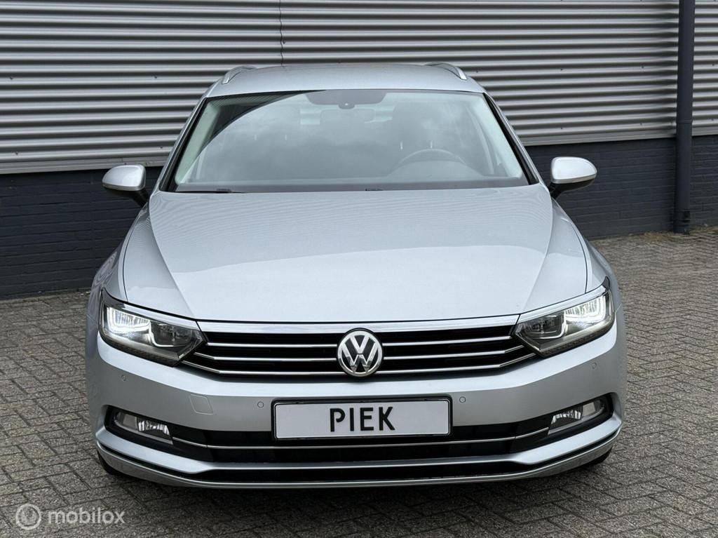Volkswagen Passat Variant 1.6 TDI Highline EXPORT! AUTOMAAT, Gebruikt, Euro 6, 4 cilinders, Adaptive Cruise Control