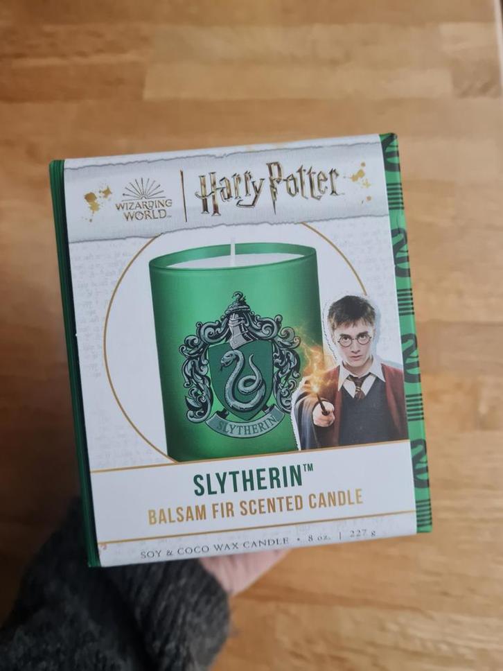 HARRY POTTER, SLYTHERIN kaars, balsemspar 36branduren, Verzamelen, Harry Potter, Nieuw, Ophalen