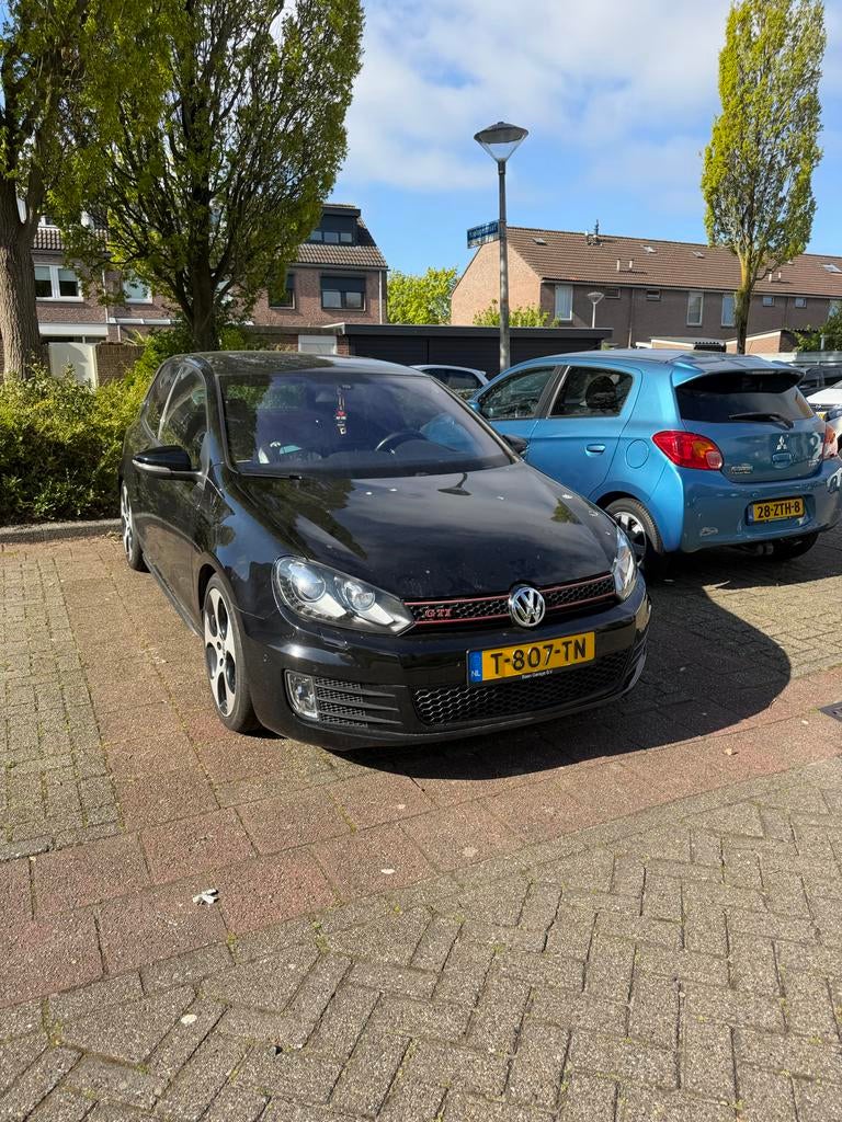 Volkswagen Golf 2.0 GTI DSG 2010 Zwart lees advertentie!, Auto's, Volkswagen, 4 cilinders, Zwart, 14 km/l, 1314 kg