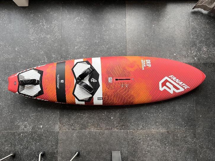 Fanatic Grip TE 82 liter, Watersport en Boten, Windsurfen, Gebruikt, Plank, Minder dan 250 cm, Met vin(nen), Minder dan 5 m², Ophalen