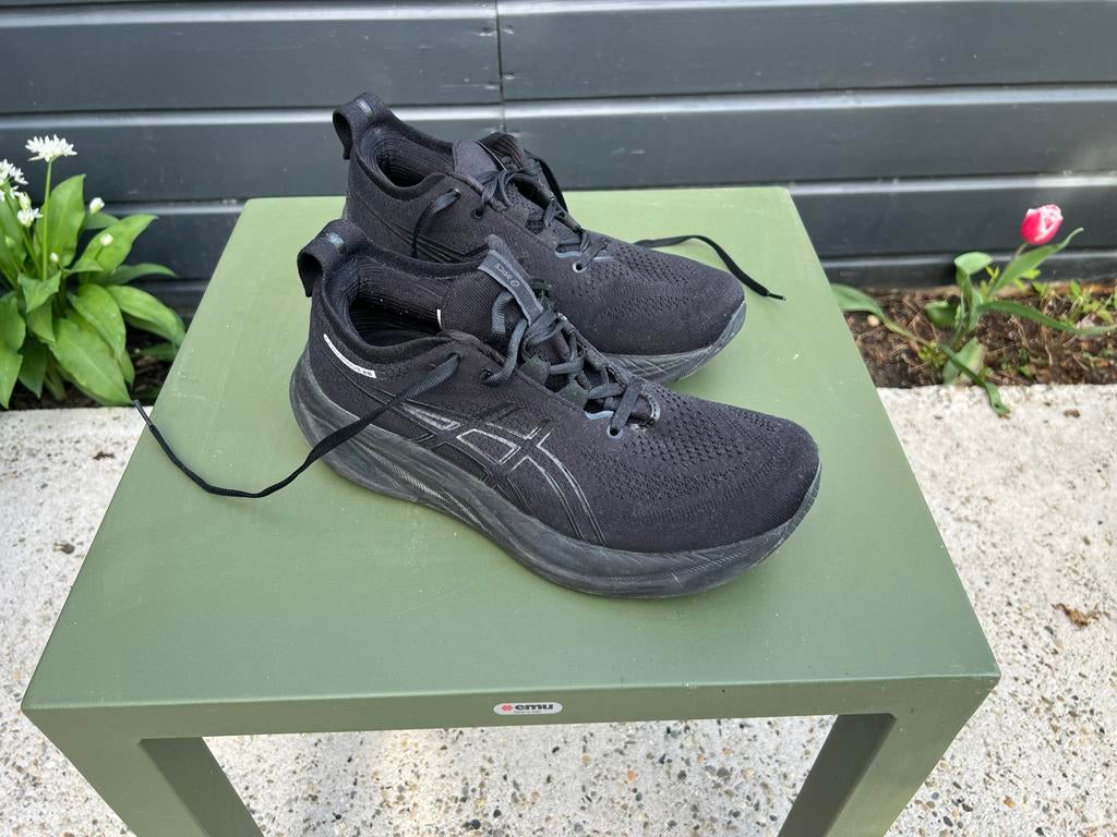 Asics Nimbus 26 hardloopschoenen, zwart,  maat 41 1/2, Hardloopschoenen, Ophalen of Verzenden, Zo goed als nieuw, Hardlopen