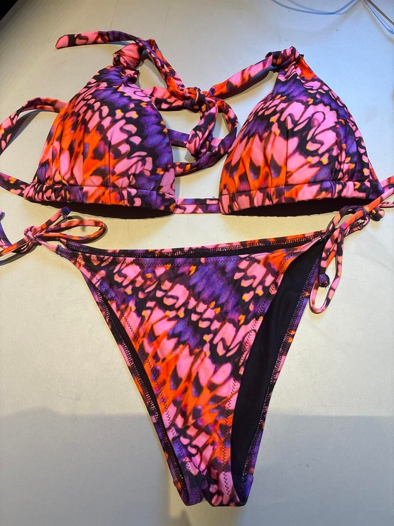 Hunkemöller bikini zgan 75D/80C tanga M, Ophalen of Verzenden, Zo goed als nieuw, Paars, Bikini
