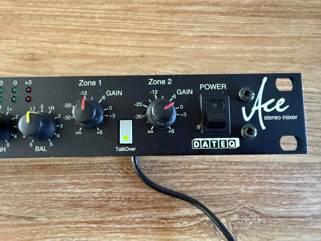Dateq Ace Zone Mixer - Professionele Audiomixer, Ophalen, Gebruikt, 5 tot 10 kanalen, Microfooningang