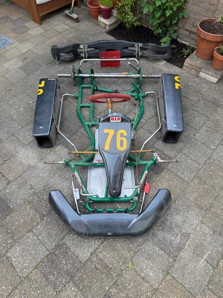 Tony Kart met 125cc Iame K25, Sport en Fitness, Karting, Ophalen, Gebruikt, Kart