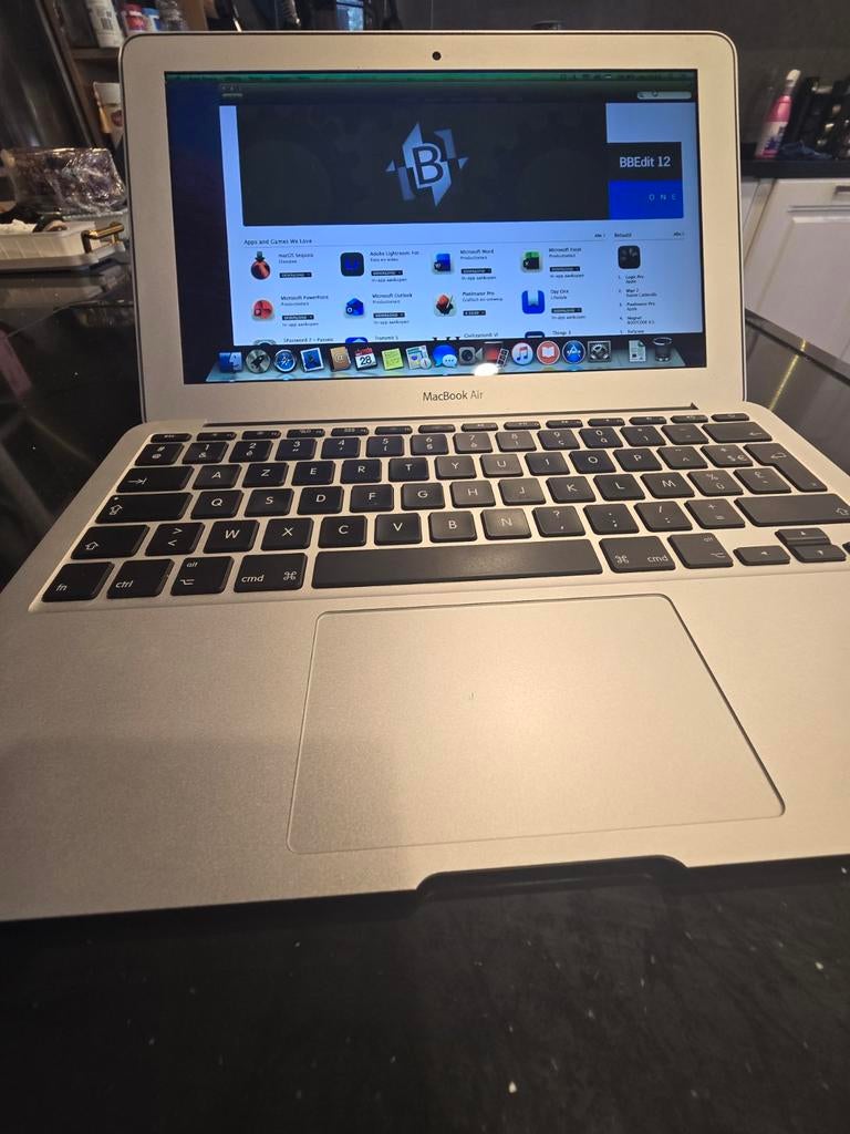 MacBook Air 2018 13 inch 128GB SSD 4GB RAM, Computers en Software, Harde schijven, Ophalen of Verzenden