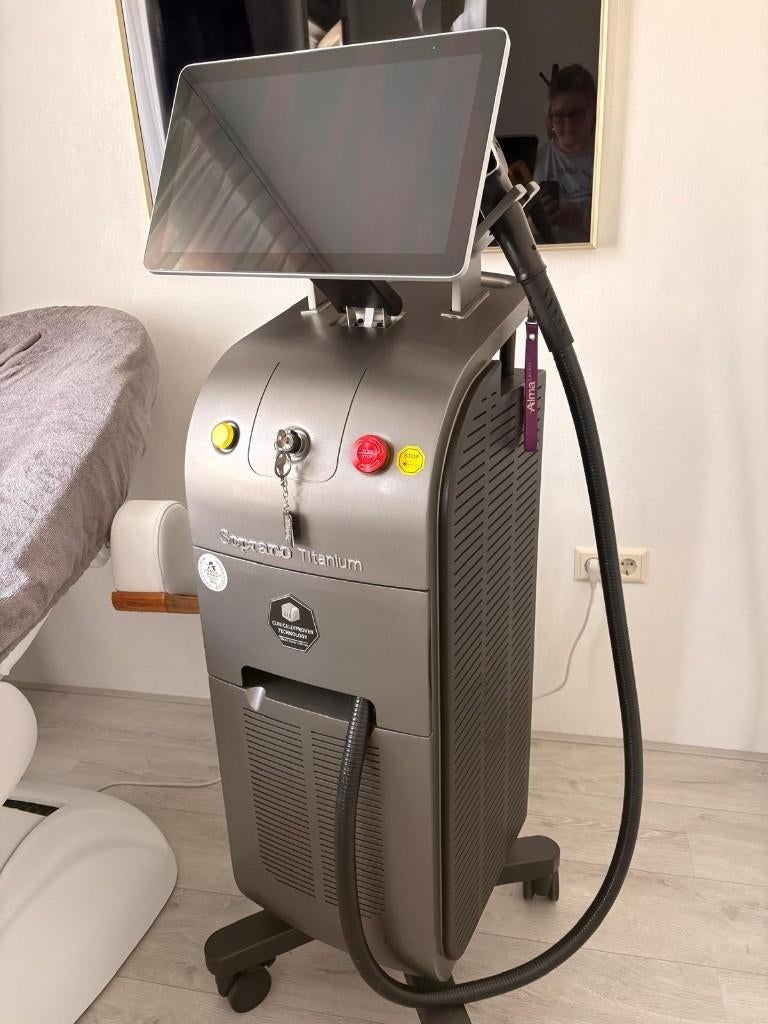 Diode ICE Laser 1200 W, 2023, Ophalen of Verzenden, Zo goed als nieuw, Haarverzorging