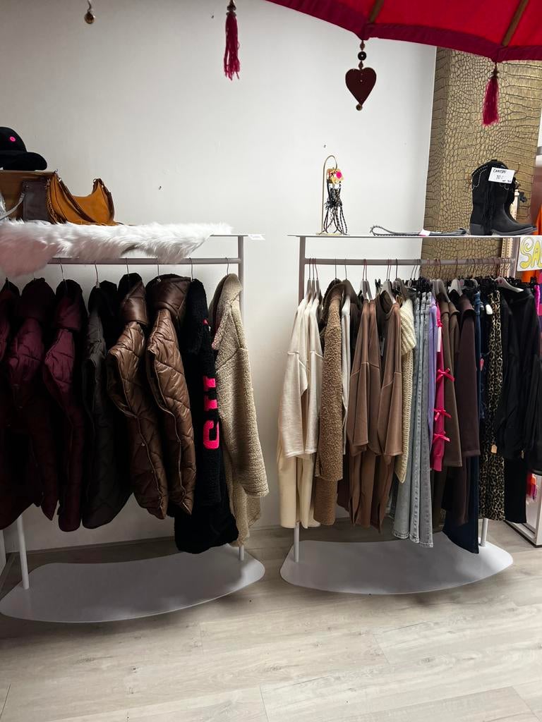 4x kledingrekken, Kleding | Dames, Kledingrekken, Ophalen, Zo goed als nieuw