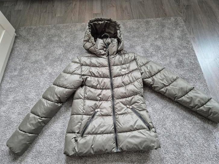 Vingino winterjas maat 164, Kinderen en Baby's, Kinderkleding | Maat 164, Meisje, Ophalen of Verzenden, Zo goed als nieuw, Vingino