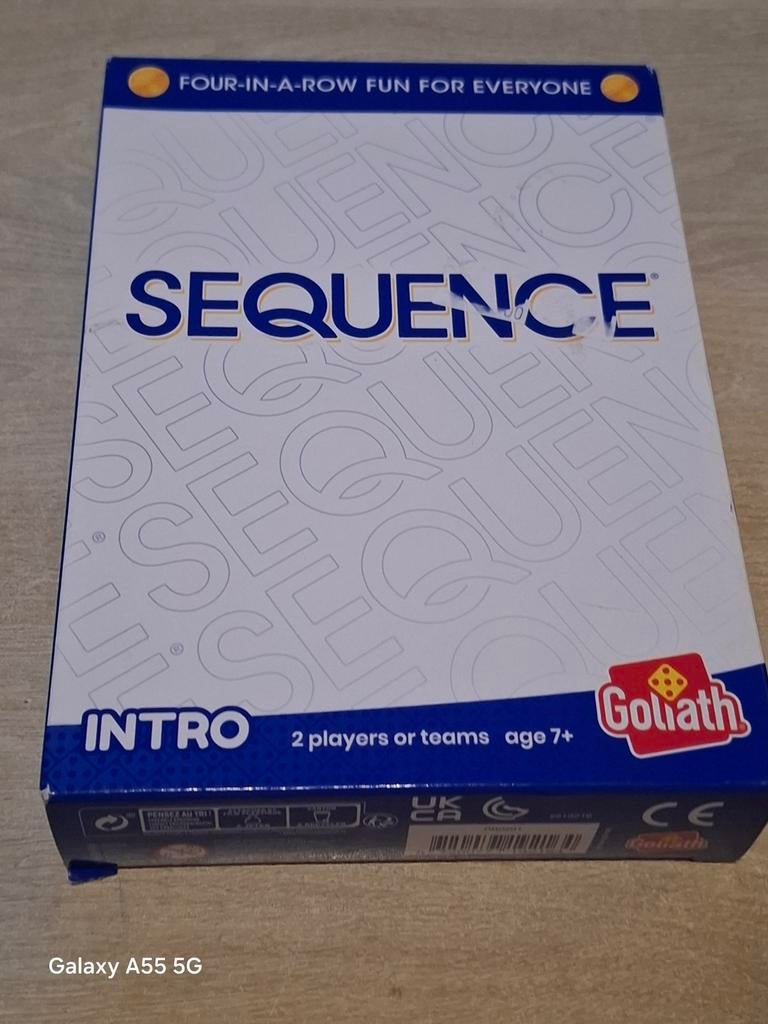 Sequence Intro Bordspel - Goliath, Ophalen of Verzenden, Zo goed als nieuw, Info@goliathgames.nl, Een of twee spelers