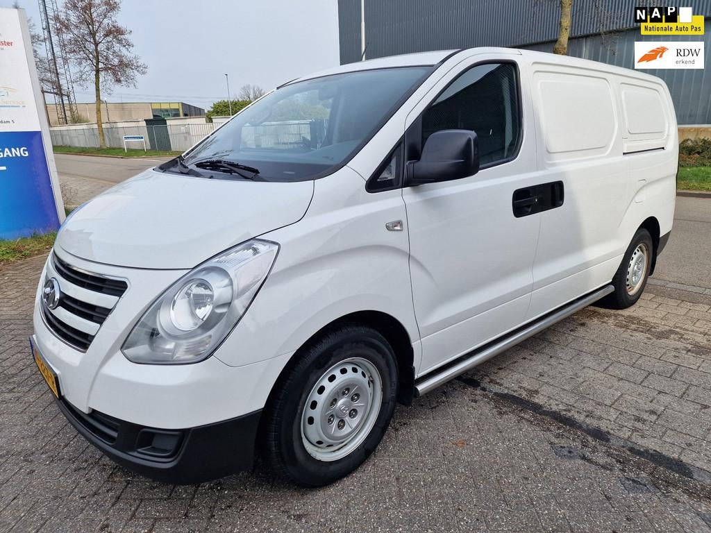 Hyundai H 300 2.5 CRDi Dynamic, Apk, Nap, HONDEN VERVOER Inr, Auto's, 13 km/l, Euro 5, Gebruikt, Zwart