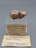Tobermoriet, e.a. - Crestmore Quarry, Californië, USA, Ophalen of Verzenden, Mineraal