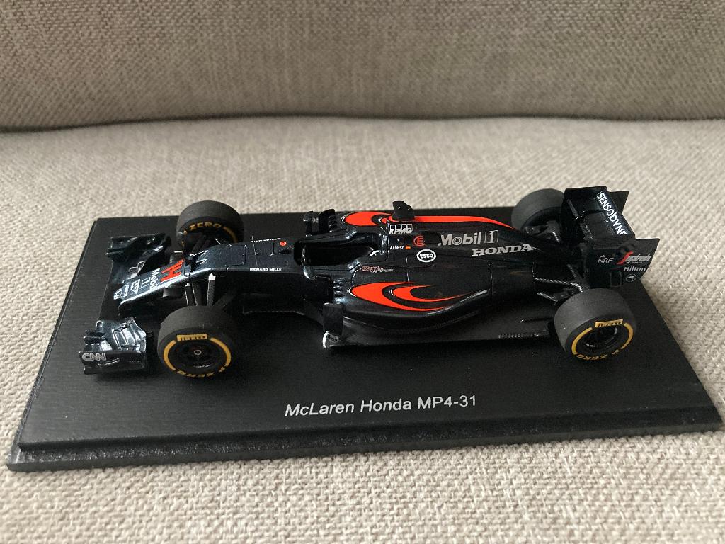 Spark F1 Ligier JS39B Test M. Schumacher 1994 – 1/43 S7406 (neuf)