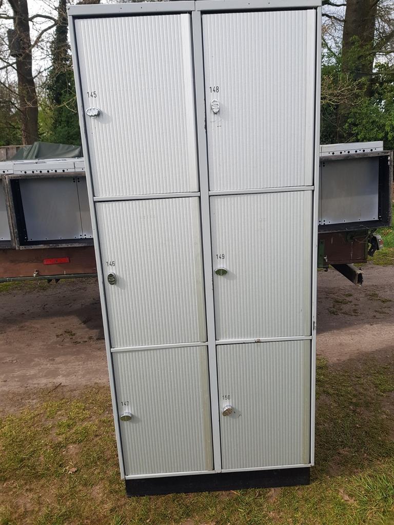 Kluiskast ijzerenkast, Ophalen of Verzenden, Zo goed als nieuw