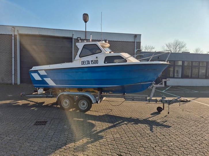 VISBOOT 50 PK JOHNSON, Watersport en Boten, Vis- en Consoleboten, 3 tot 6 meter, Benzine, Buitenboordmotor, Polyester, Ophalen of Verzenden