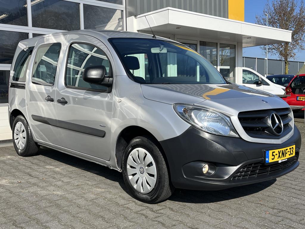 Mercedes-Benz Citan 109 CDI Trend 5 persoons Airco Trekhaak, Auto's, Mercedes-Benz, Voorwielaandrijving, Stof, Gebruikt, 23 km/l