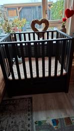 Baby box Mees (babypark) met boxmatras en zwart hoeslaken., Ophalen, Gebruikt, Lade
