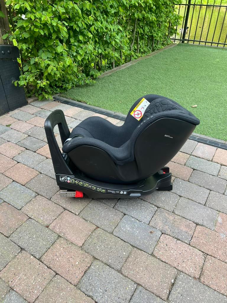 Autostoeltje ( nieuw ) Volvo swingfix i size, 9 t/m 18 kg, Nieuw, Isofix, Ophalen