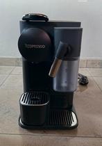 Delonghi Lattissima One Nespresso koffie machine, Koffiemachine, Ophalen of Verzenden, Zo goed als nieuw, Koffiepads en cups
