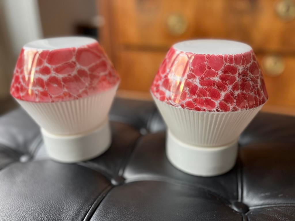 Twee vintage mushroom cranberry stijl plafond of wandlampen, Ophalen of Verzenden, Gebruikt, Glas, Midcentury modern scandinavisch
