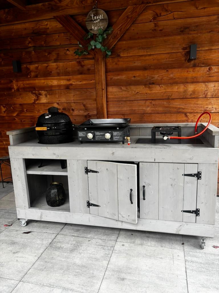 Steigerhouten buitenkeuken, Tuin en Terras, Ophalen, Zo goed als nieuw, Houtskool