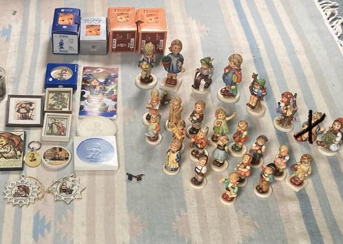 Verzameling Goebel Hummel 24 beeldjes en extra Hummel items, Verzamelen, Beelden en Beeldjes, Zo goed als nieuw, Hummel, Ophalen of Verzenden
