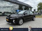 Kia Stonic 1.0 T-GDi MHEV DynamicLine | Navi | Camera | Crui, Voorwielaandrijving, Gebruikt, 100 pk, Zwart