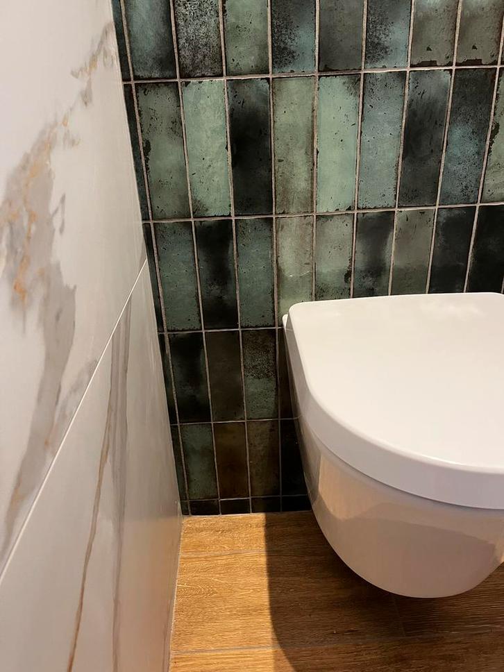 Handvorm Groene Wandtegels Estudio Ceramico: Nieuw!, Doe-het-zelf en Verbouw, Tegels, Nieuw, Wandtegels, Keramiek, Minder dan 20 cm