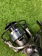 Nieuwe Saenger A-Task 3000 molen, 5 lagers + alu spoel, Ophalen of Verzenden, Nieuw, Molen