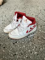 Originele ** Nike ** air jordan mt 40, Ophalen of Verzenden, Zo goed als nieuw, Jongen of Meisje, Sportschoenen