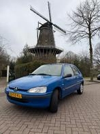 Peugeot 106 1.1 Accent 2000 Blauw - APK tot september 2026, Auto's, Voorwielaandrijving, 4 cilinders, Origineel Nederlands, Handgeschakeld