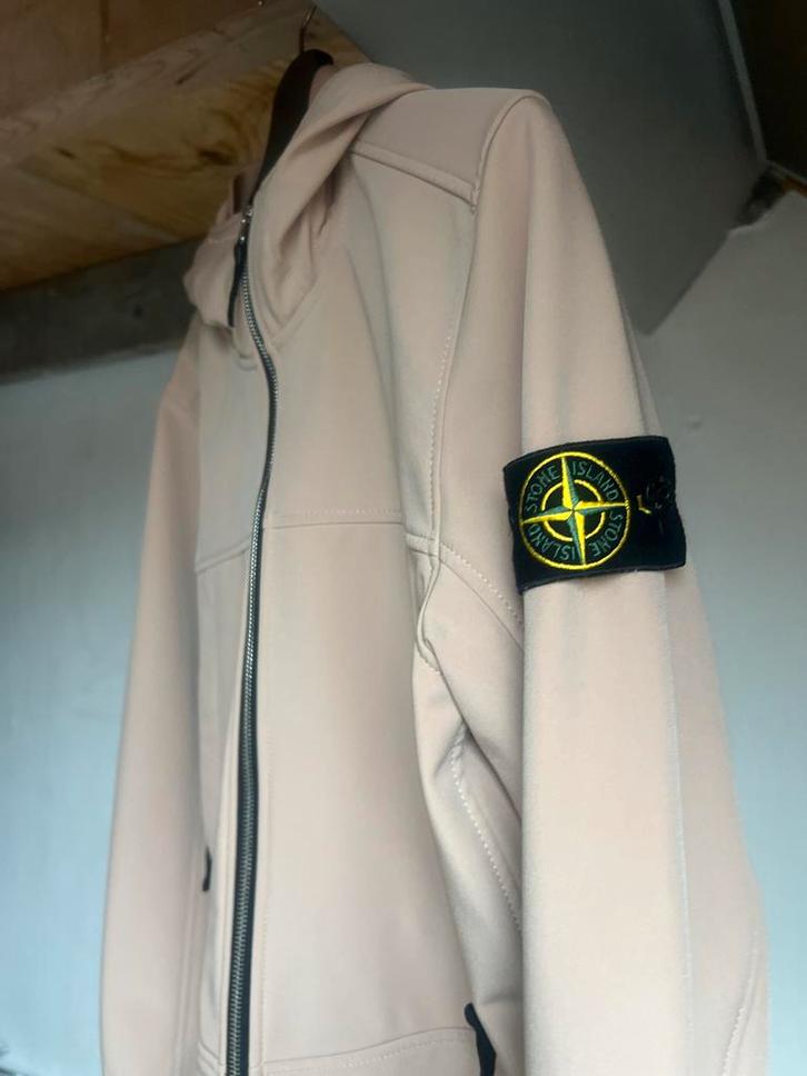 Stone Island Soft Shell-R bieden vanaf 190 Damesjas Maat S, Kleding | Dames, Jassen | Zomer, Zo goed als nieuw, Maat 36 (S), Overige kleuren