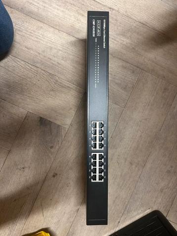 König CMP-EHUB30 Fast Ethernet Switch beschikbaar voor biedingen