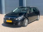 Peugeot 308 1.2 81KW/110PK SW 2018 Zwart Nieuw Distributie, Voorwielaandrijving, 1165 kg, Zwart, Particulier