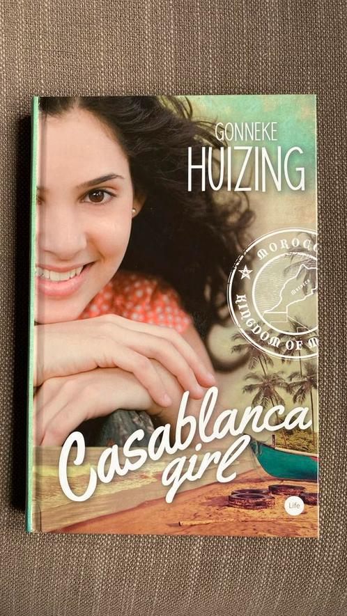 Gonneke Huizing - Casablanca girl, Boeken, Kinderboeken | Jeugd | 13 jaar en ouder, Zo goed als nieuw, Ophalen of Verzenden