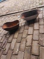 Twee oude gietijzeren kolenbakken/plantenbakken, Tuin en Terras, Ophalen, Gebruikt