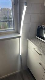 Moderne LED Vloerlamp, Ophalen, Zo goed als nieuw, Metaal, 150 tot 200 cm