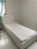 Leuk Frans. Bed/ledikant, Ophalen, 90 cm, Eenpersoons, Zo goed als nieuw