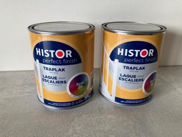 2 nieuwe potten trapverf Luna Rock beschikbaar voor biedingen