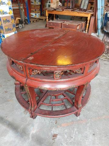 Chinese tafel, of set wandtafels beschikbaar voor biedingen