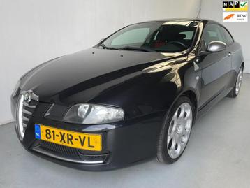 Alfa Romeo GT 1.9 JTD Imola Q2 Climate+Cruise control 6-bak beschikbaar voor biedingen
