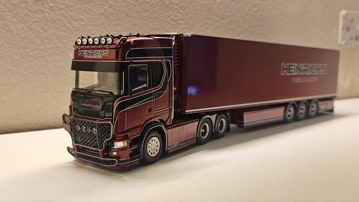 Tekno scania Heinrichs thermo Liner, Hobby en Vrije tijd, Modelauto's | 1:50, Zo goed als nieuw, Bus of Vrachtwagen, Tekno, Ophalen of Verzenden