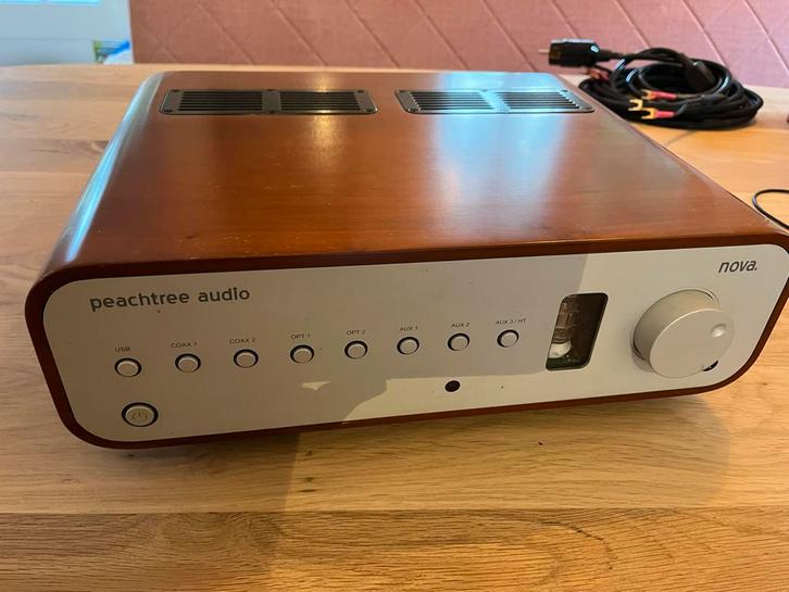 Compleet Audio Pakket: Peachtree, Tannoy, Audio, Tv en Foto, Luidsprekers, Gebruikt, Front, Rear of Stereo speakers, 120 watt of meer