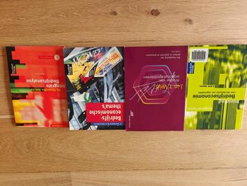 Oude studieboeken bedrijfseconomie / bedrijfsanalyse beschikbaar voor biedingen