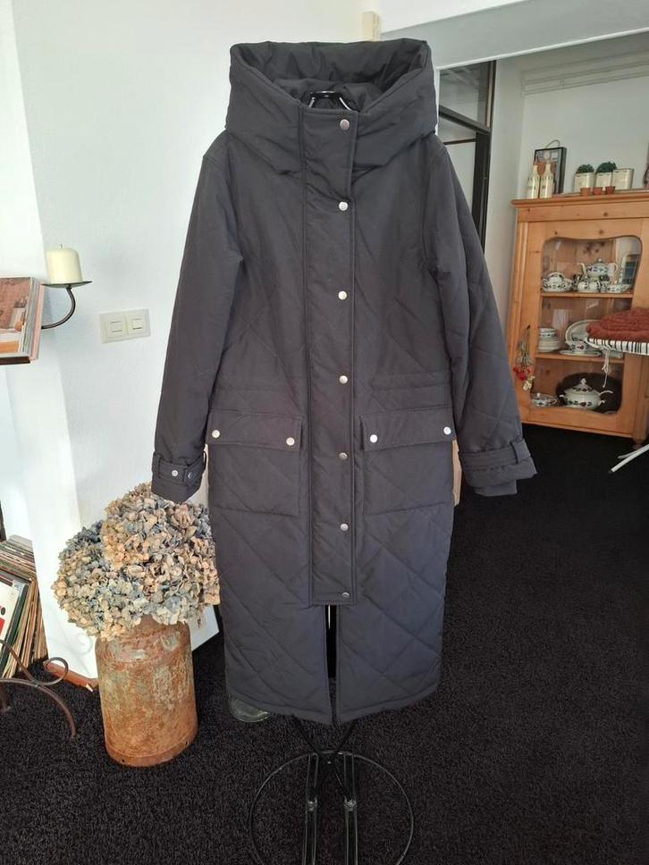 Warme gewatteerde zwarte jas van OBJECT maat 36/38, Kleding | Dames, Jassen | Winter, Zo goed als nieuw, Maat 36 (S), Zwart, Verzenden