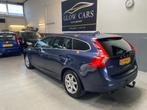 Volvo V60 2.0T Momentum | AUTOMAAT | TREKHAAK | PDC | NAP |, Euro 5, Zwart, 4 cilinders, Blauw