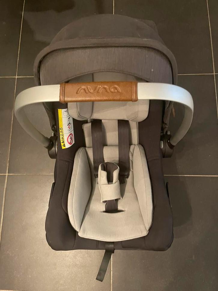 Autostoel Nuna Pipa Next, Kinderen en Baby's, Autostoeltjes, Zo goed als nieuw, Ophalen