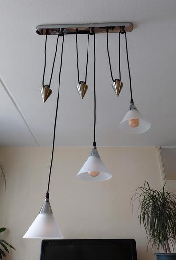 Hanglamp beschikbaar voor biedingen